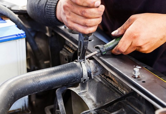 Radiator Hose Leak At Clamp